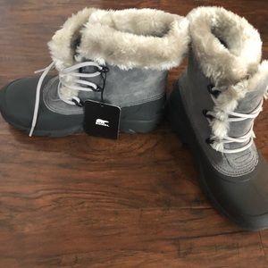 Sorel boots new